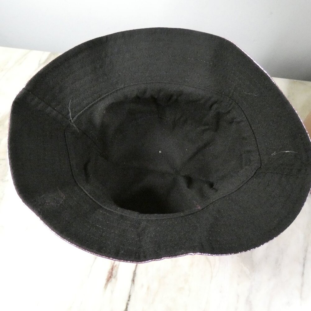 FUN! Cute Stylish Rain Bucket Hat, Pink Metalic and Black Reversable Hat - Picture 3 of 8